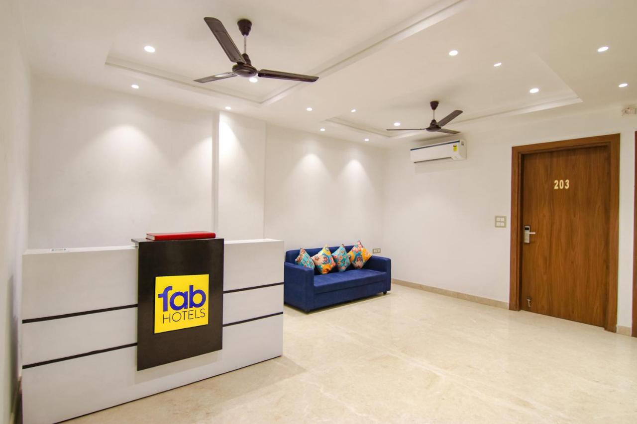 Fabhotel La Serene Bnb- Ashok Vihar Neu-Delhi Exterior foto